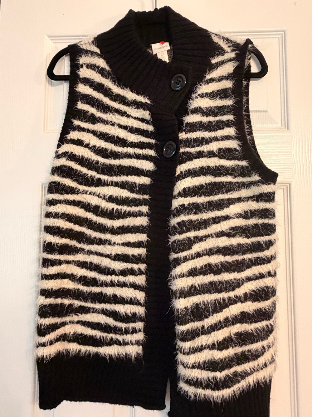 Chico's Size 0 Black White Eyelash Knit Sweater Vest Wool
Mohair Striped
